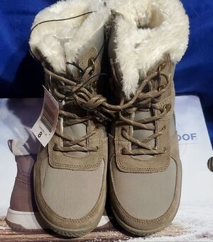 Weatherproof Tan and Cream Winter Boots